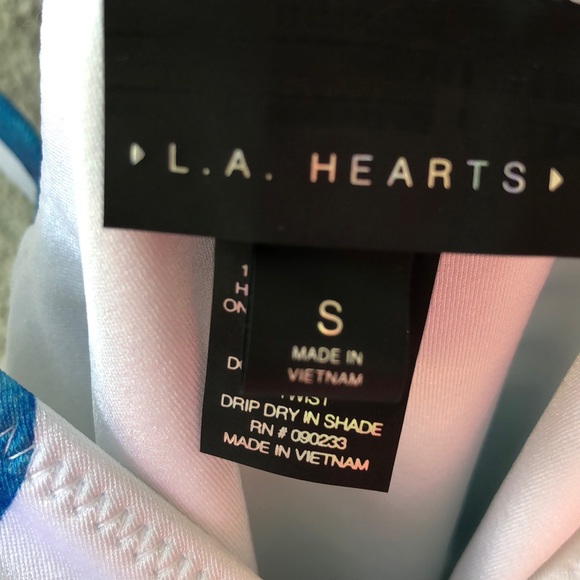 L. A. Hearts Blue Tropical swimsuit NWT - Picture 5 of 8